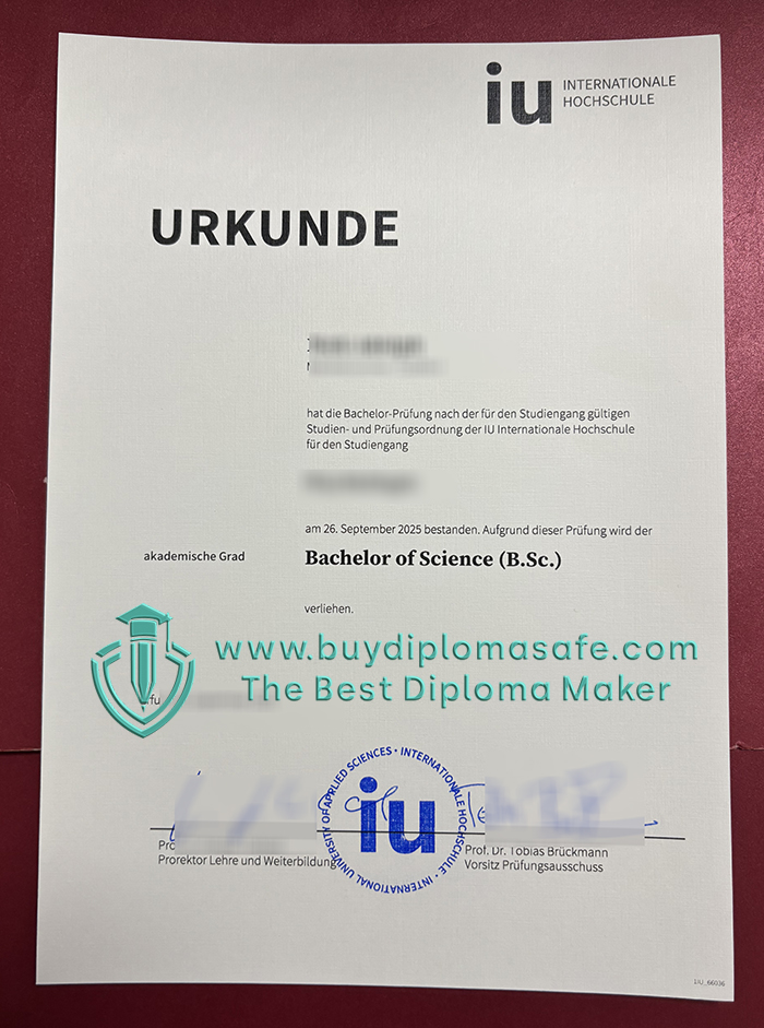 IU Internationale Hochschule Urkunde